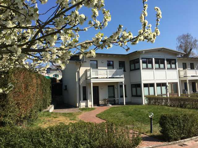 Gartenhaus Villa Sanssouci, WE 2 B, VS Sass - Whg. Ferienwohnung an der Ostsee