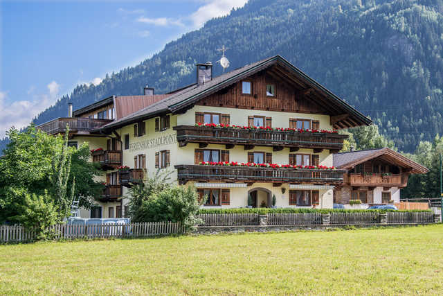 Ferienhof Stadlpoint - Alpenchalet Ferienwohnung  Tirol
