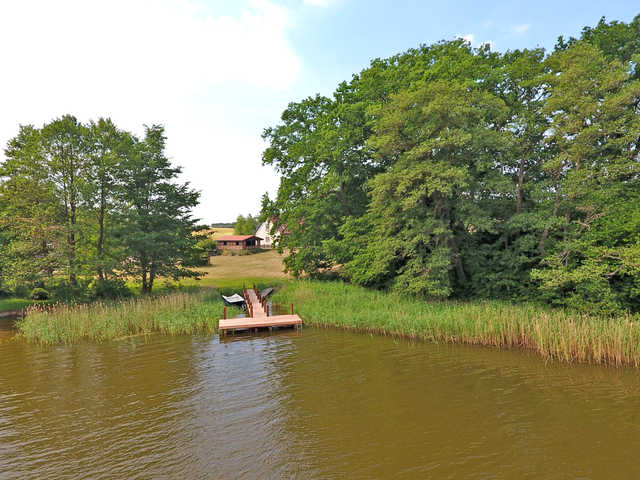 Ferienwohnungen direkt am See Useriner Mühle 
