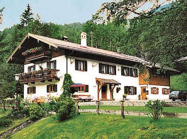 Haus Hubertus, Kreuth-Glashütte - Appartement Ferienwohnung in den Alpen