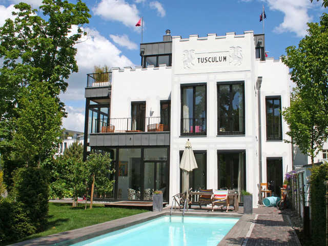 Luxusvilla Tusculum mit Meerblick im Ostseebad Binz