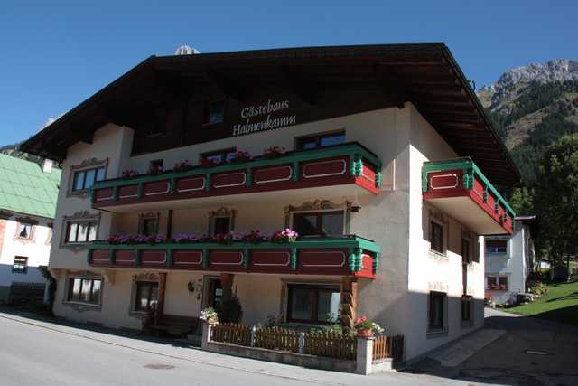Haus Hahnenkamm - Ferienhaus Karoline 1 Ferienwohnung  Tirol