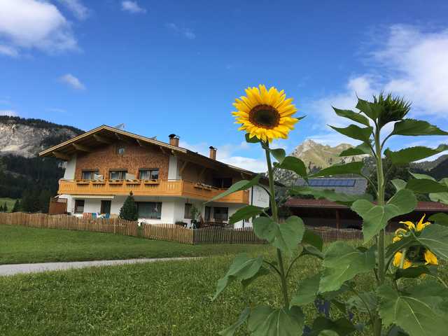 Haus Lorenz - Doppelzimmer "Berggeflüste Ferienwohnung  Tirol