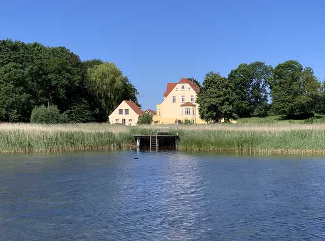 Gut Grubnow Rügen - Ferienhaus Remise fü Ferienwohnung an der Ostsee