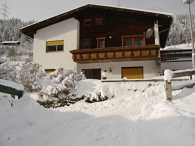 Ferienhaus Haus Werner Hackl - Ferienwohnung (2449844), Wenns, Pitztal, Tirol, Österreich, Bild 1