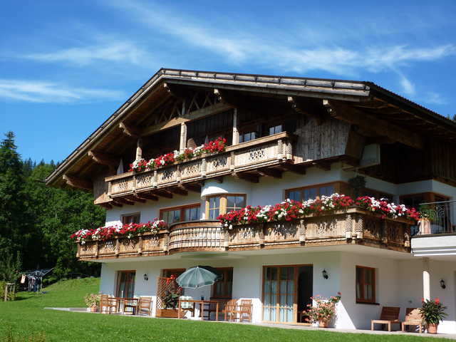 Landhaus Alpensonne - Bergpanorama Ferienwohnung  Tannheimertal